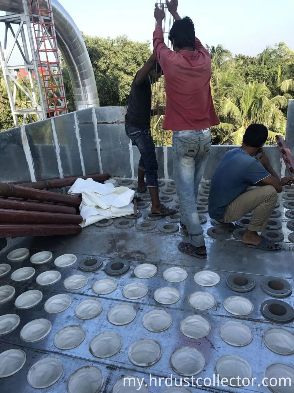 Anticorrosion နှင့်ဖုန်မှုန့်ဖယ်ရှားရေးမူဘောင် Anticorrosion and dust removal framework